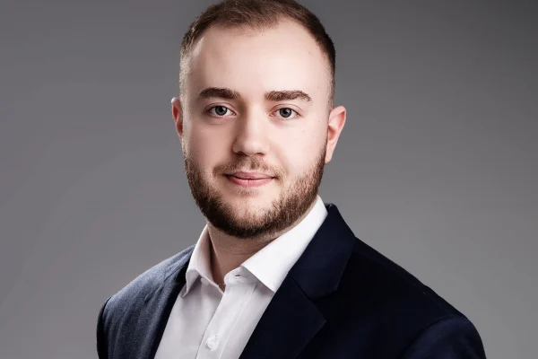 Business-Portrait-Junior2