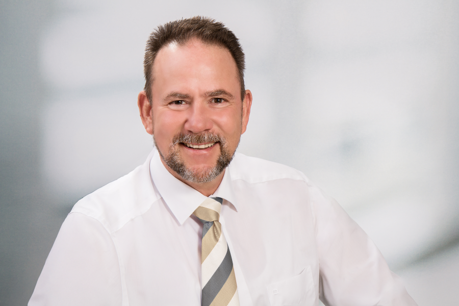 Business-Portrait Heilbronn: Branding-Foto für Unternehmer/innen und Personal Branding im Studio.